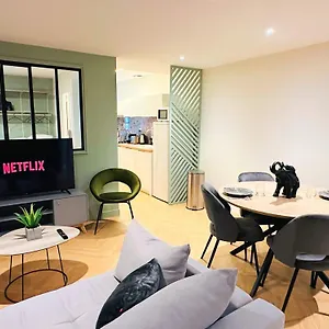 Le Scandinave - Proche Macon - Parking Gratuit - Netflix - Fibre Appartement